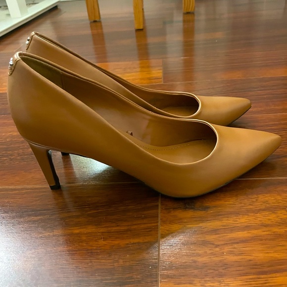 Calvin Klein Shoes - calvin klein pumps